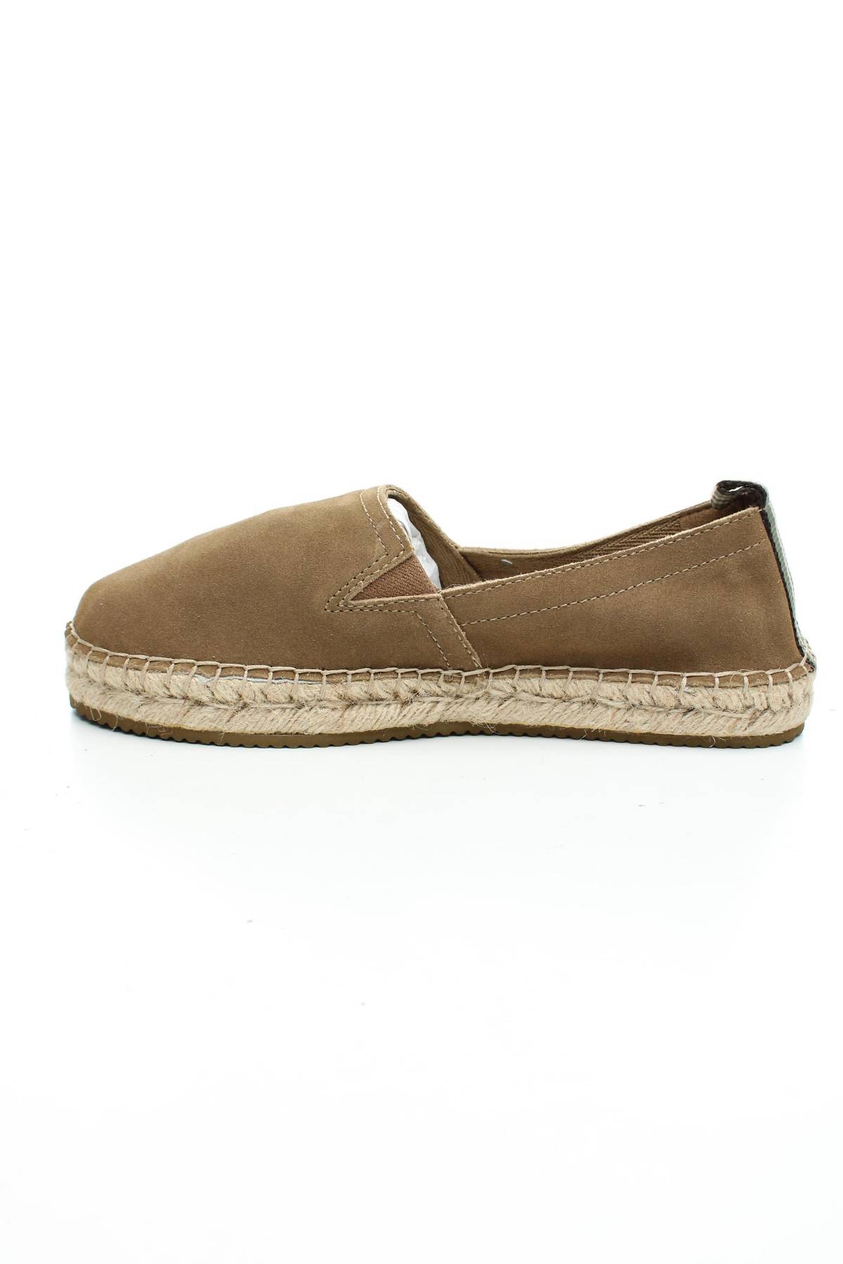 Γυναικεία παπούτσια Camel Active2