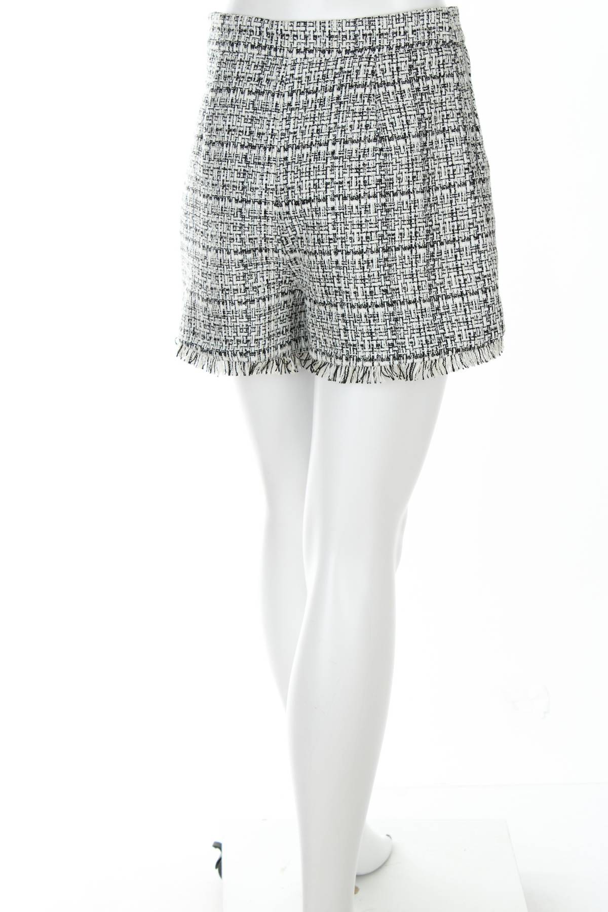 Дамски къс панталон Vero Moda2