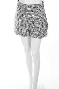 Дамски къс панталон Vero Moda1