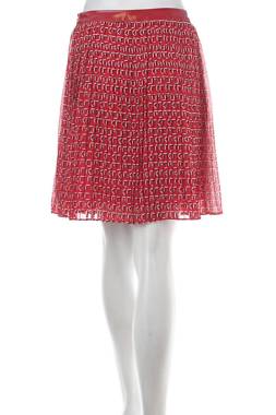 Пола Guess2