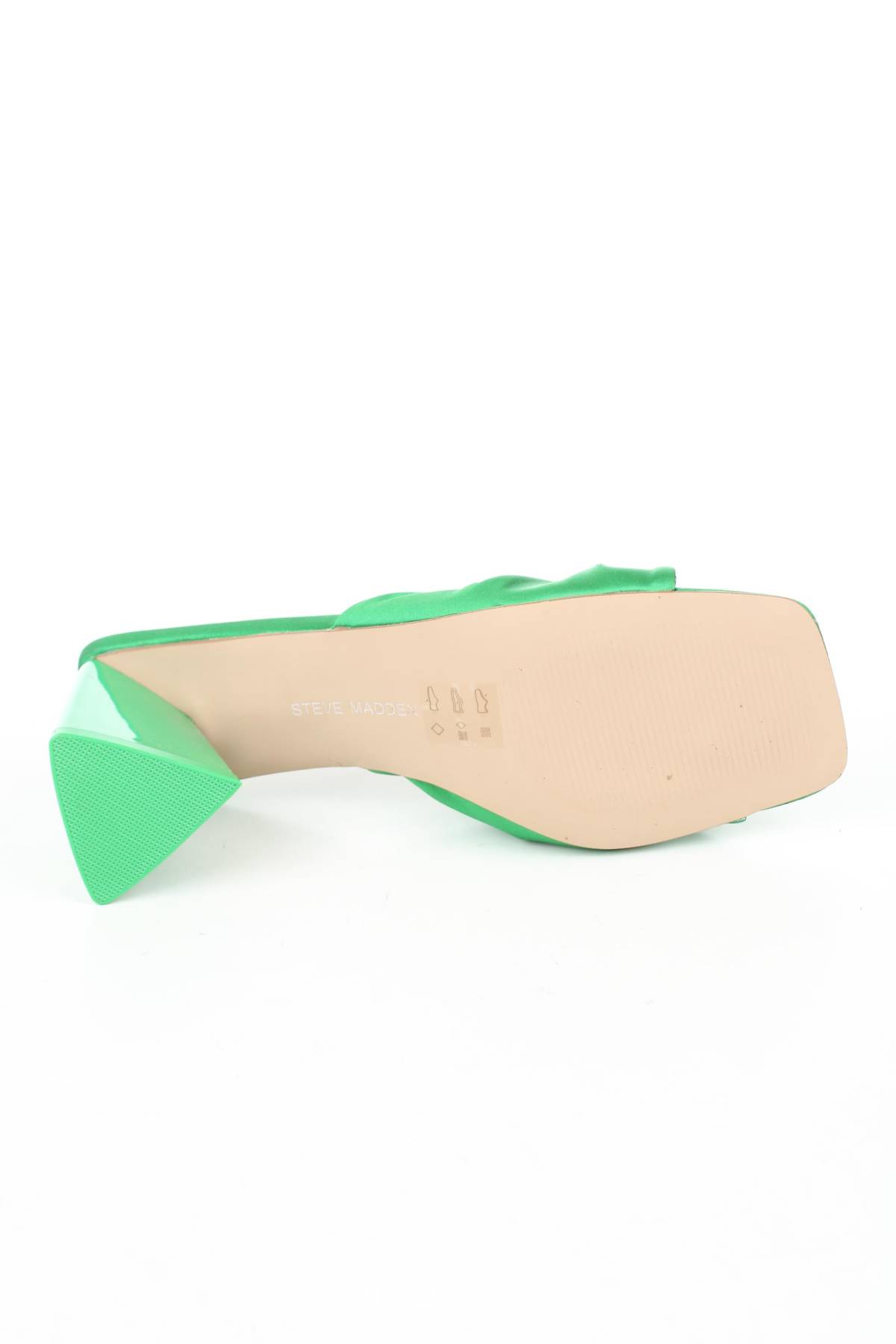 Πέδιλα Steve Madden4