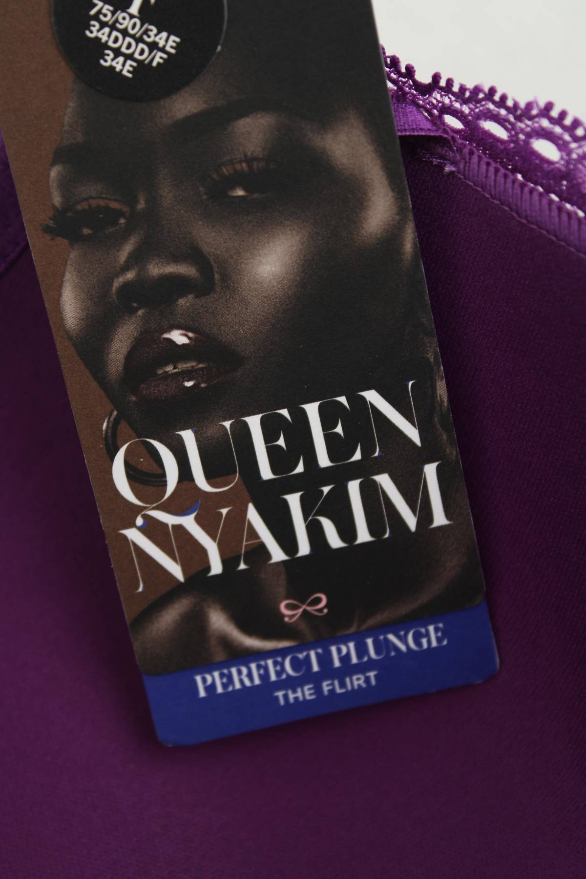 Сутиен Hunkemoller x Queen Nyakim3 - Contour.bg Сутиен Hunkemoller x Queen Nyakim3
