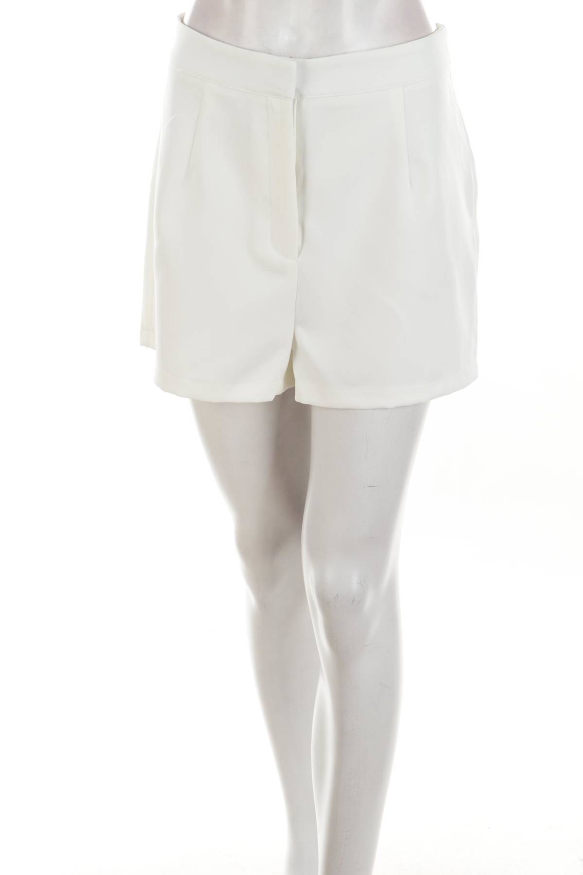 Дамски къс панталон Boohoo1 - Contour.bg Дамски къс панталон Boohoo1