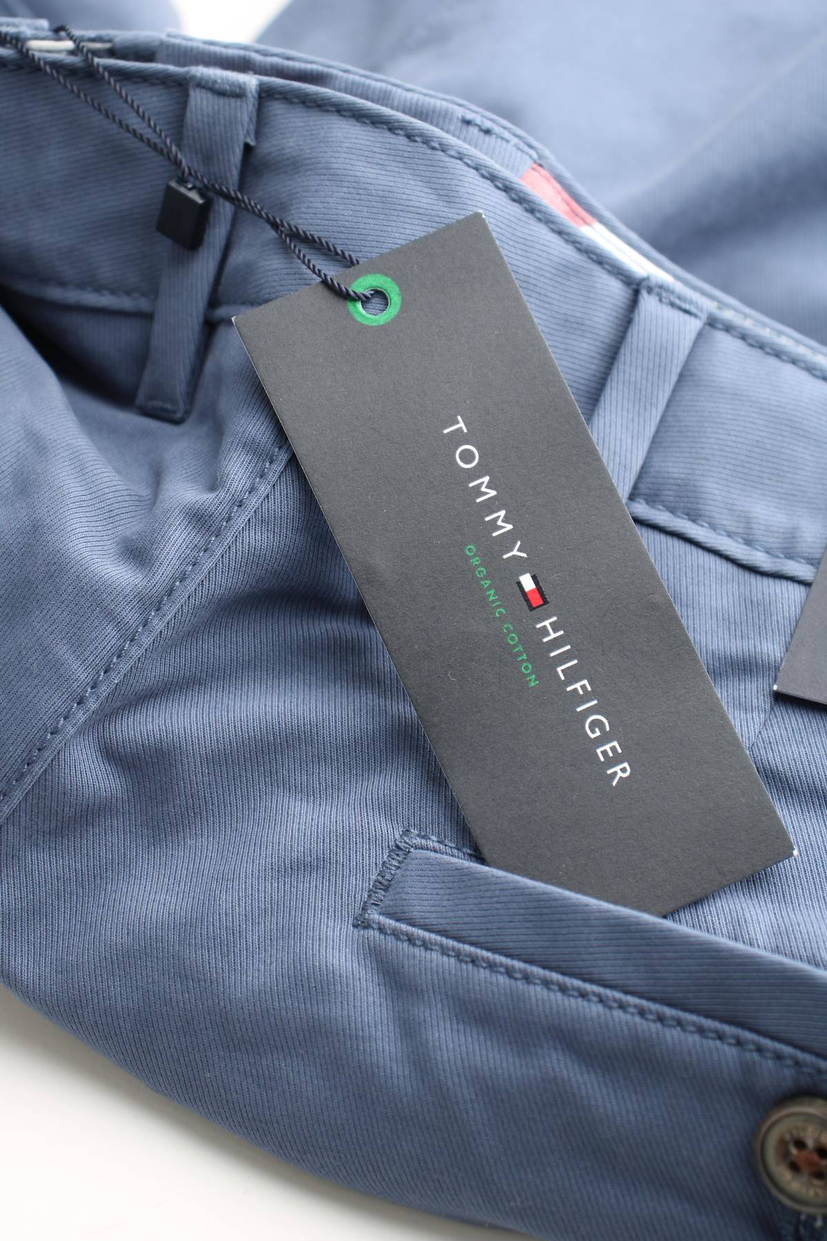 Мъжки къс панталон Tommy Hilfiger3 - Contour.bg Мъжки къс панталон Tommy Hilfiger3