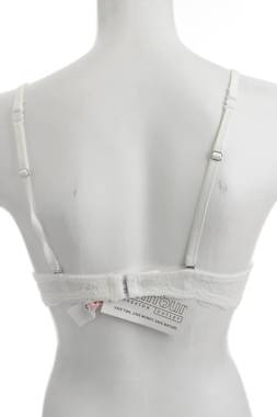 Сутиен Hunkemoller2