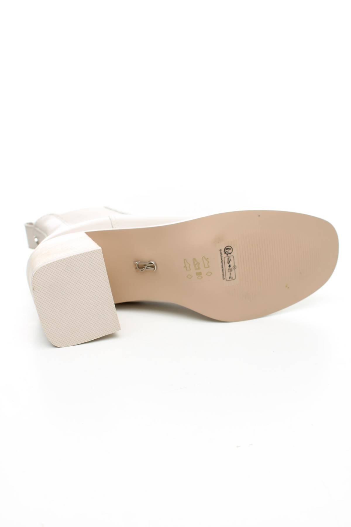 Γυναικεία μποτάκια Steve Madden4