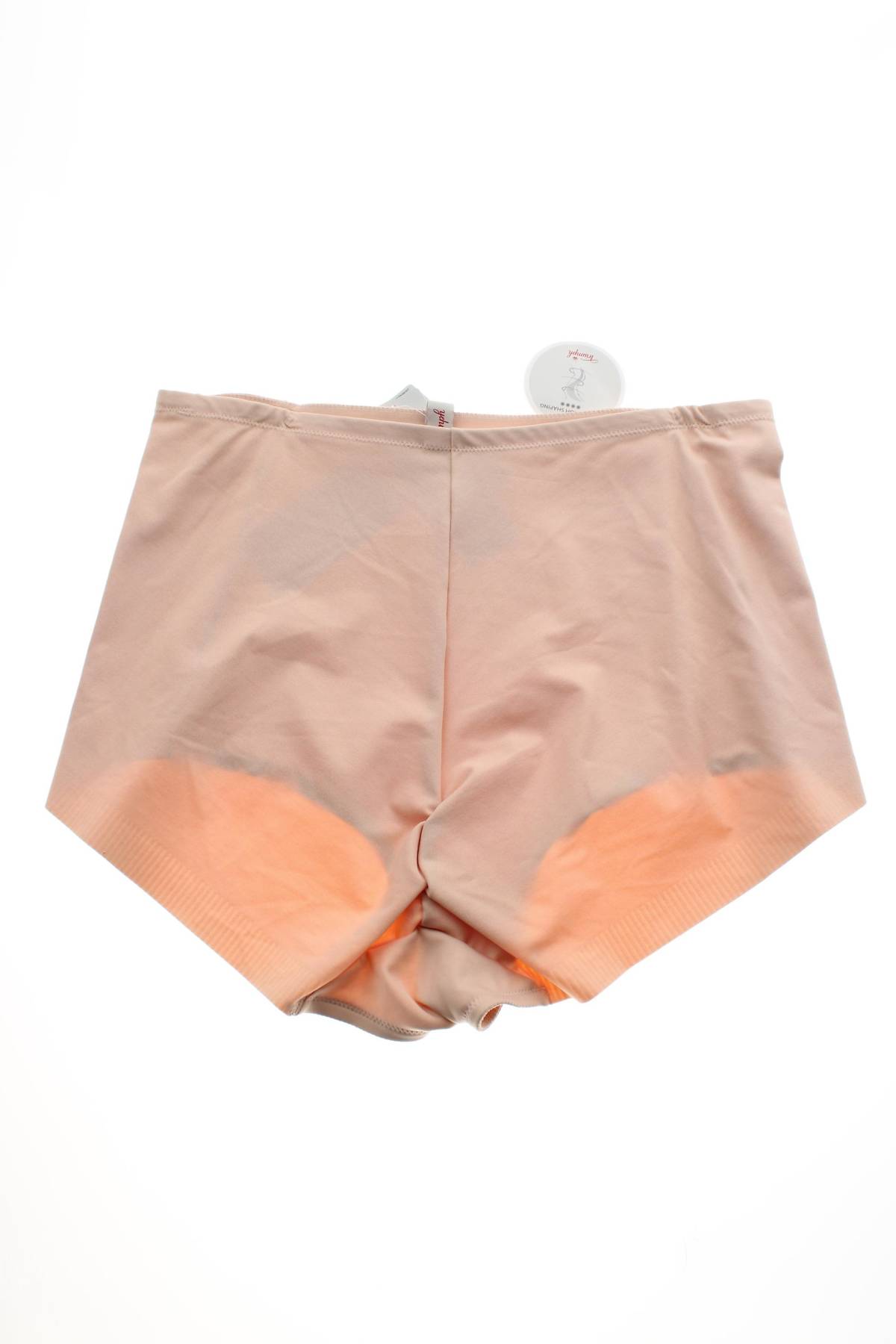 Стягащо бельо Triumph2