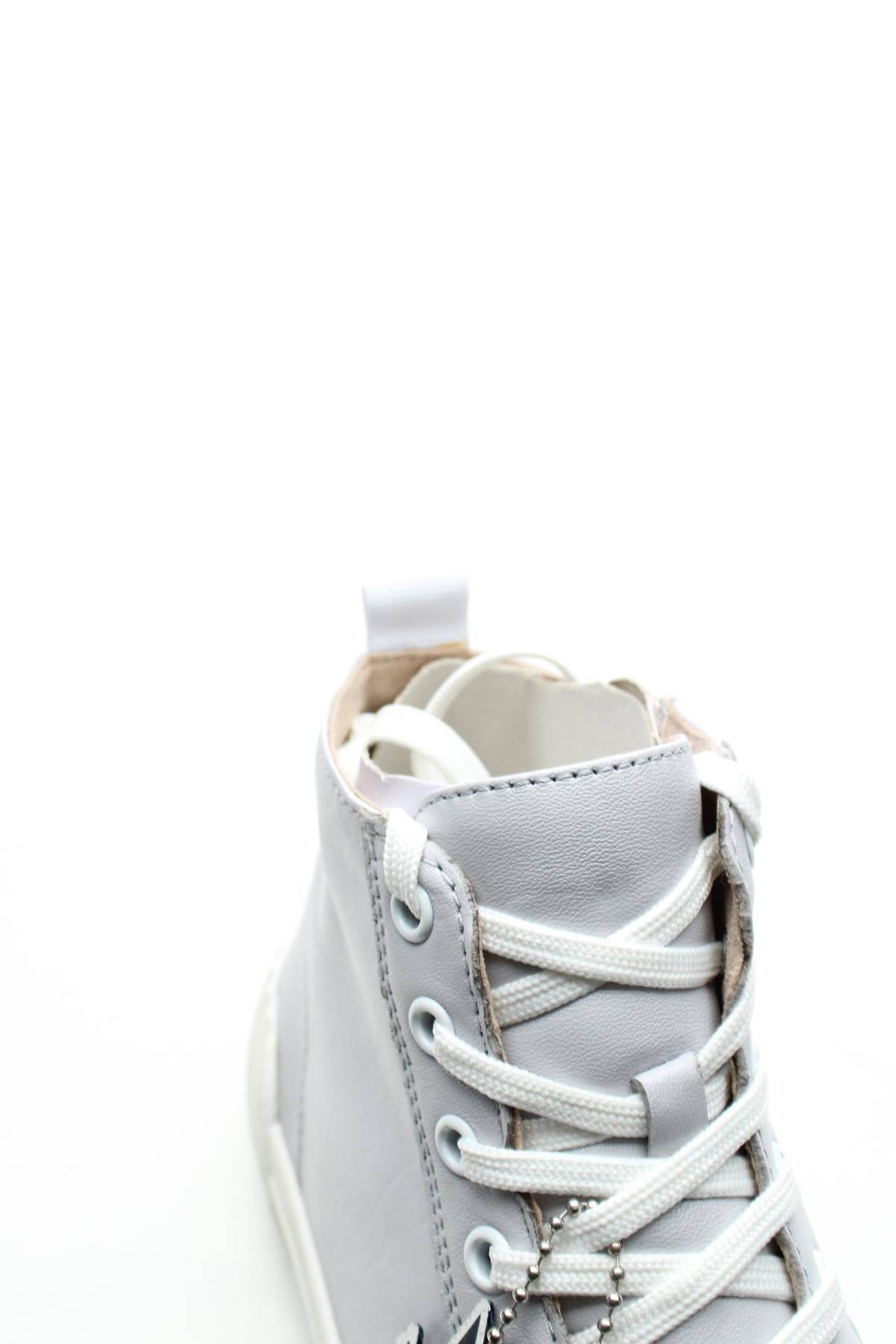 Кецове Caprice5