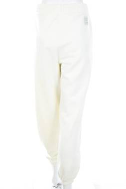 Γυναικείο αθλητικό παντελόνι Viral Vibes2