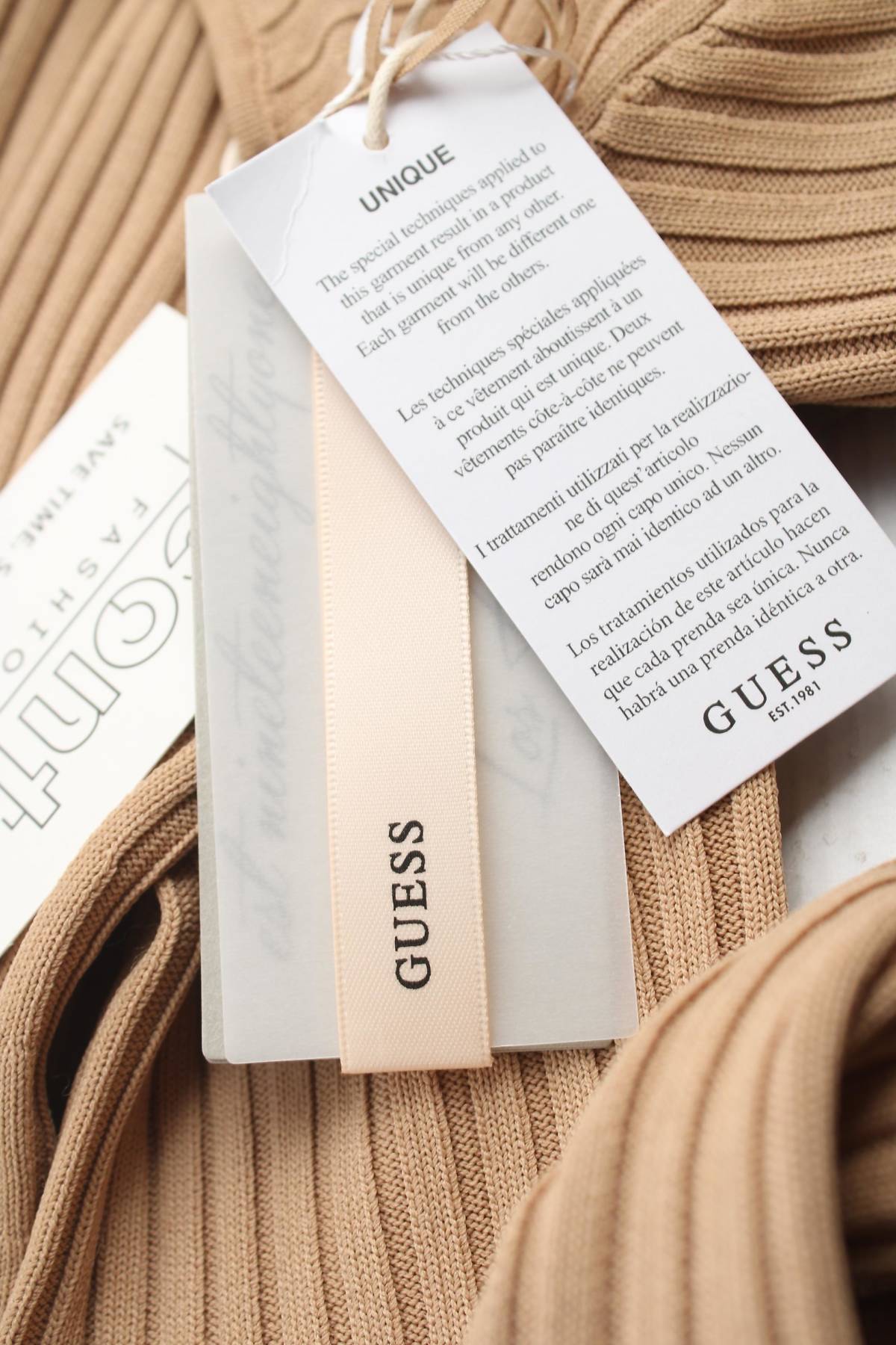 Рокля Guess3 - Contour.bg Рокля Guess3
