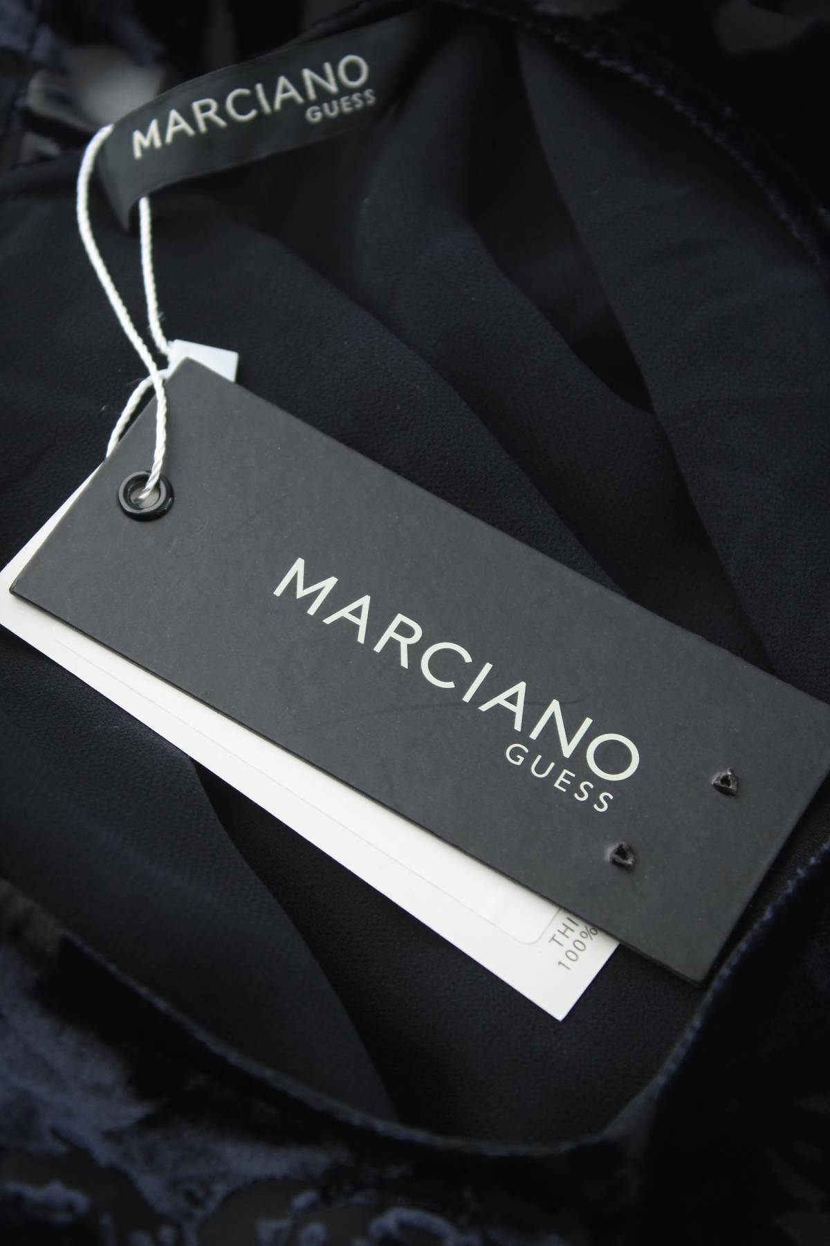 Дамска блуза Guess By Marciano3 - Contour.bg Дамска блуза Guess By Marciano3