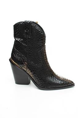 Дамски боти Steve Madden1 - Contour.bg Дамски боти Steve Madden1
