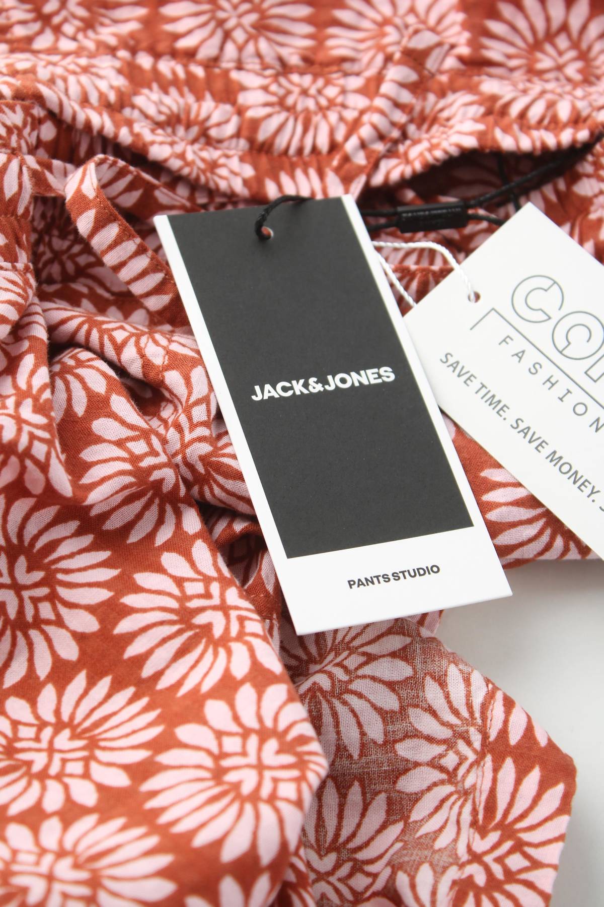 Ανδρικό σορτσάκι Jack & Jones3 - Contourshop.gr Ανδρικό σορτσάκι Jack & Jones3