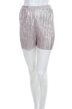 Дамски къс панталон Boohoo1 - Contour.bg Дамски къс панталон Boohoo1