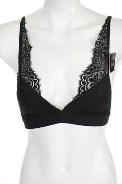 Сутиен Hunkemoller1