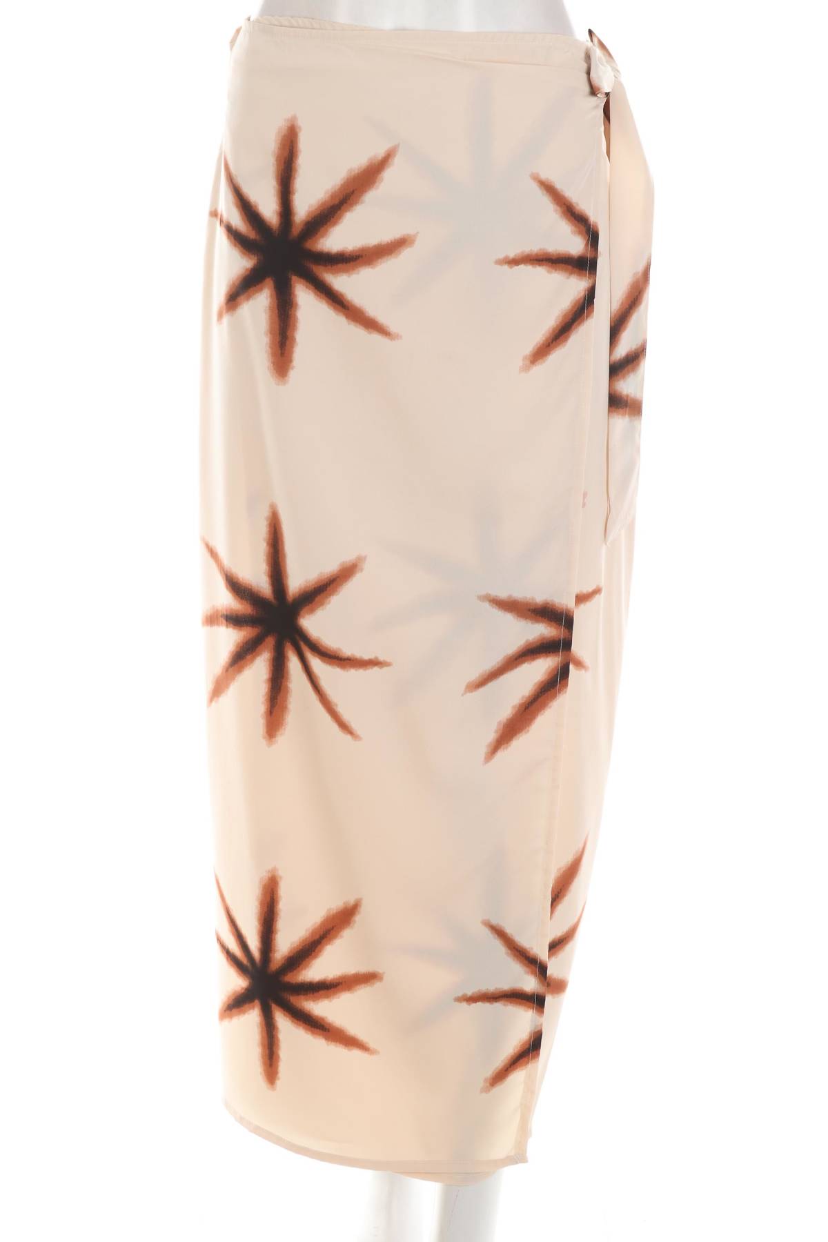 Пола Boohoo1 - Contour.bg Пола Boohoo1