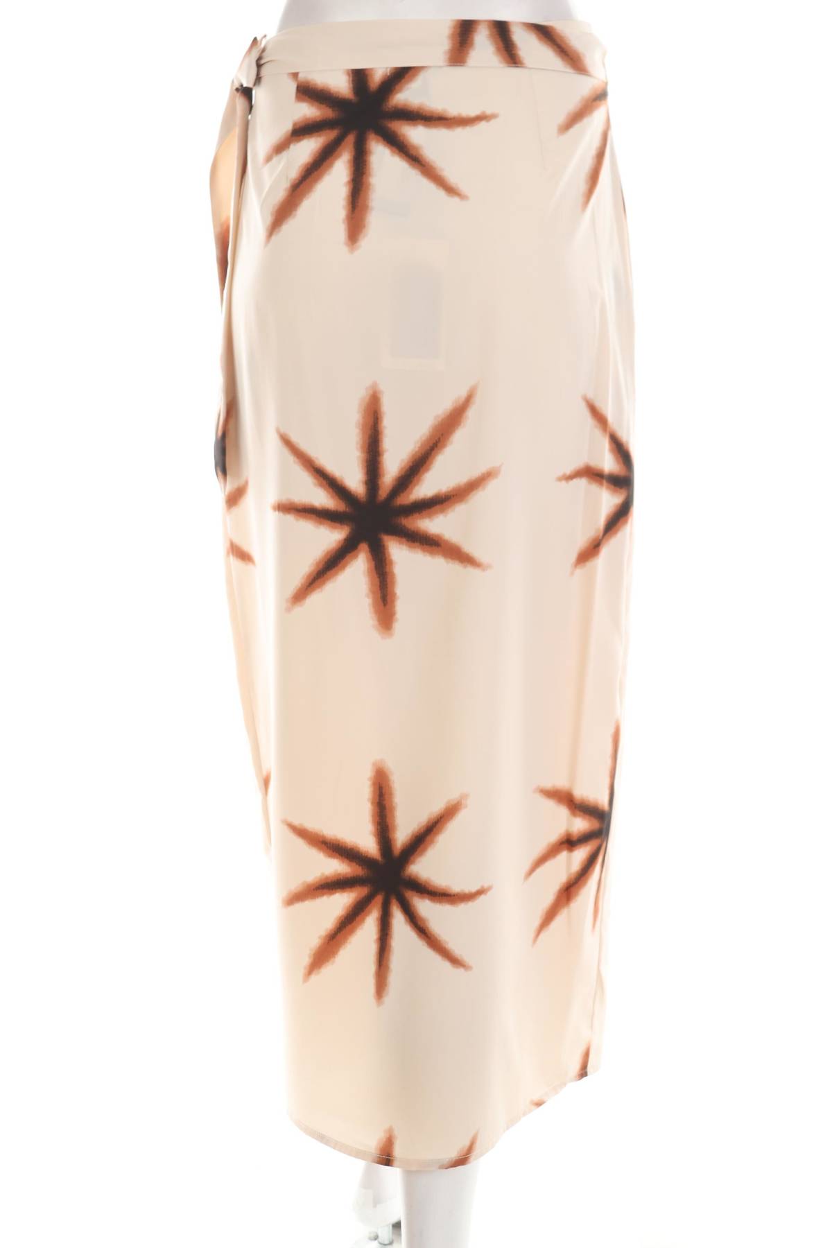Пола Boohoo2 - Contour.bg Пола Boohoo2