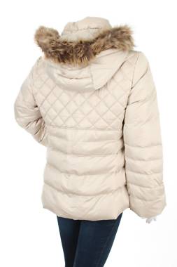 Γυναικείο μπουφάν Guess2