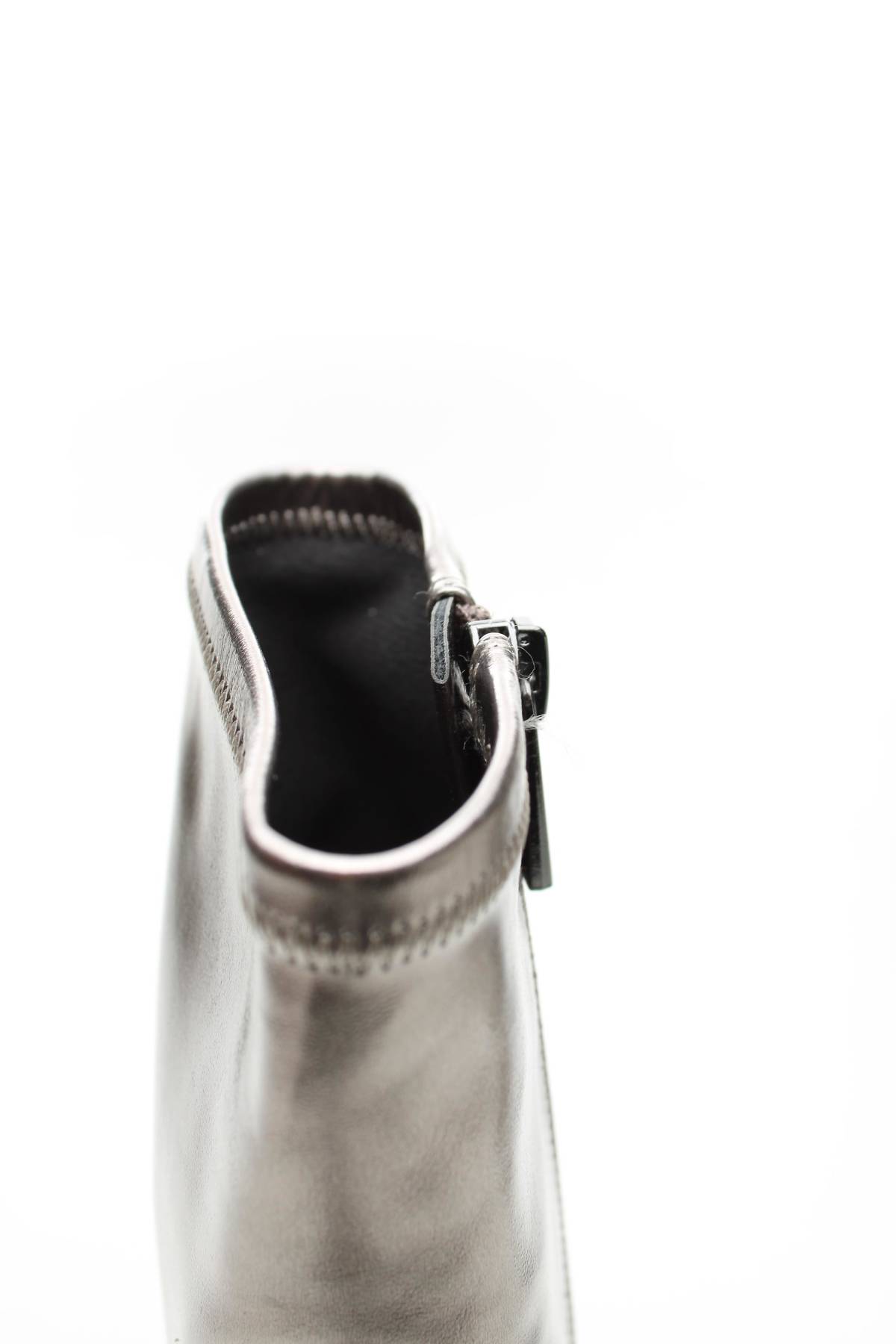 Дамски боти Steve Madden5 - Contour.bg Дамски боти Steve Madden5