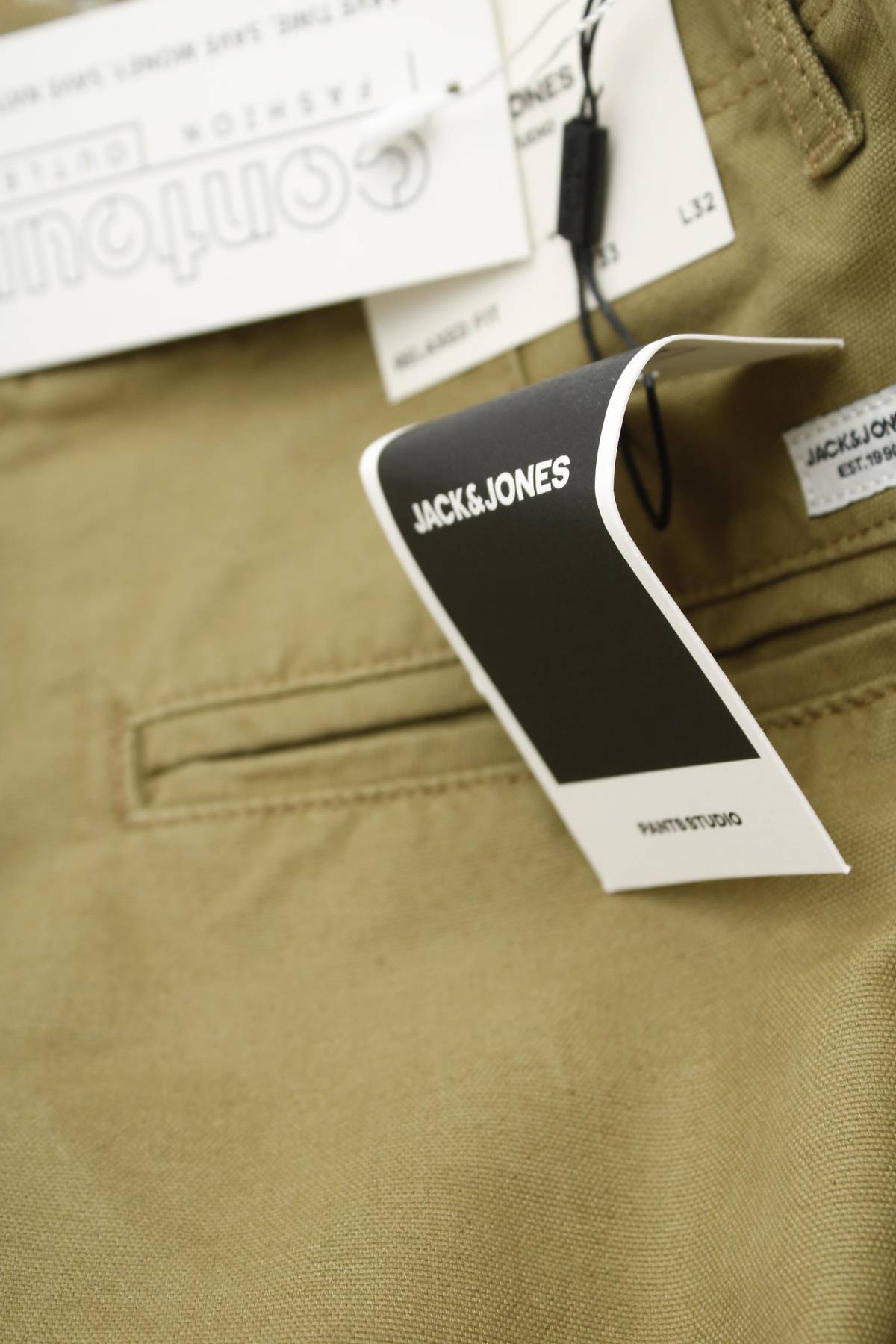Ανδρικά παντελόνια Jack & Jones3