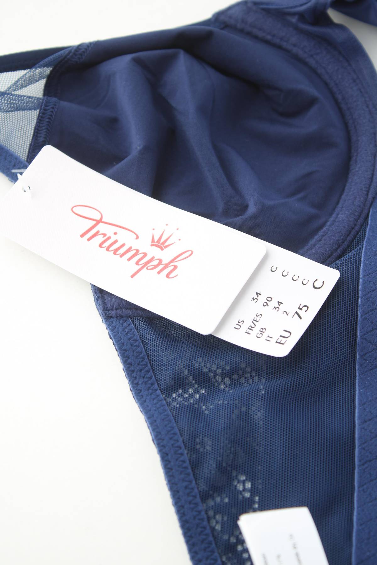 Сутиен Triumph3 - Contour.bg Сутиен Triumph3