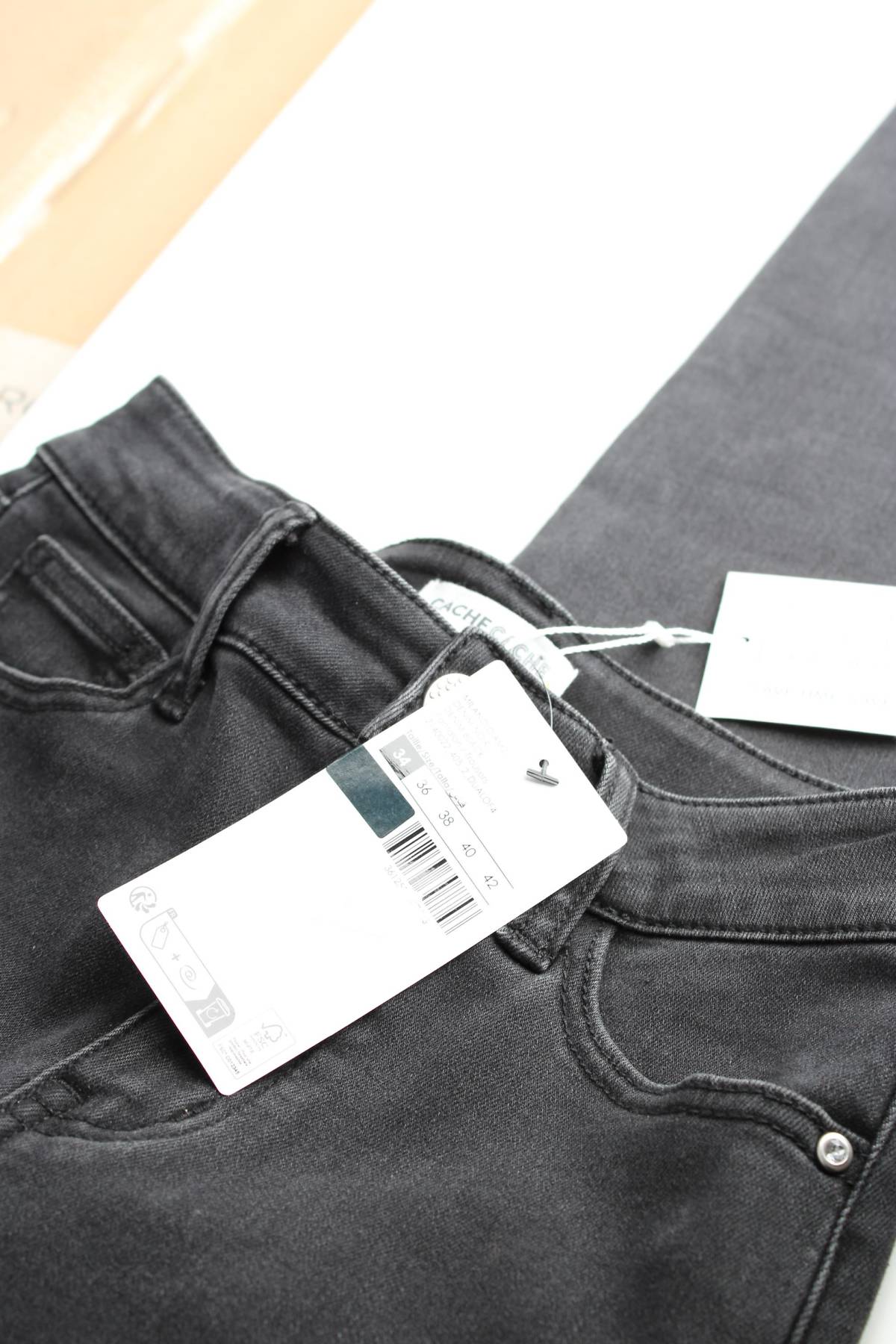 Γυναικεία τζιν Cache Cache3