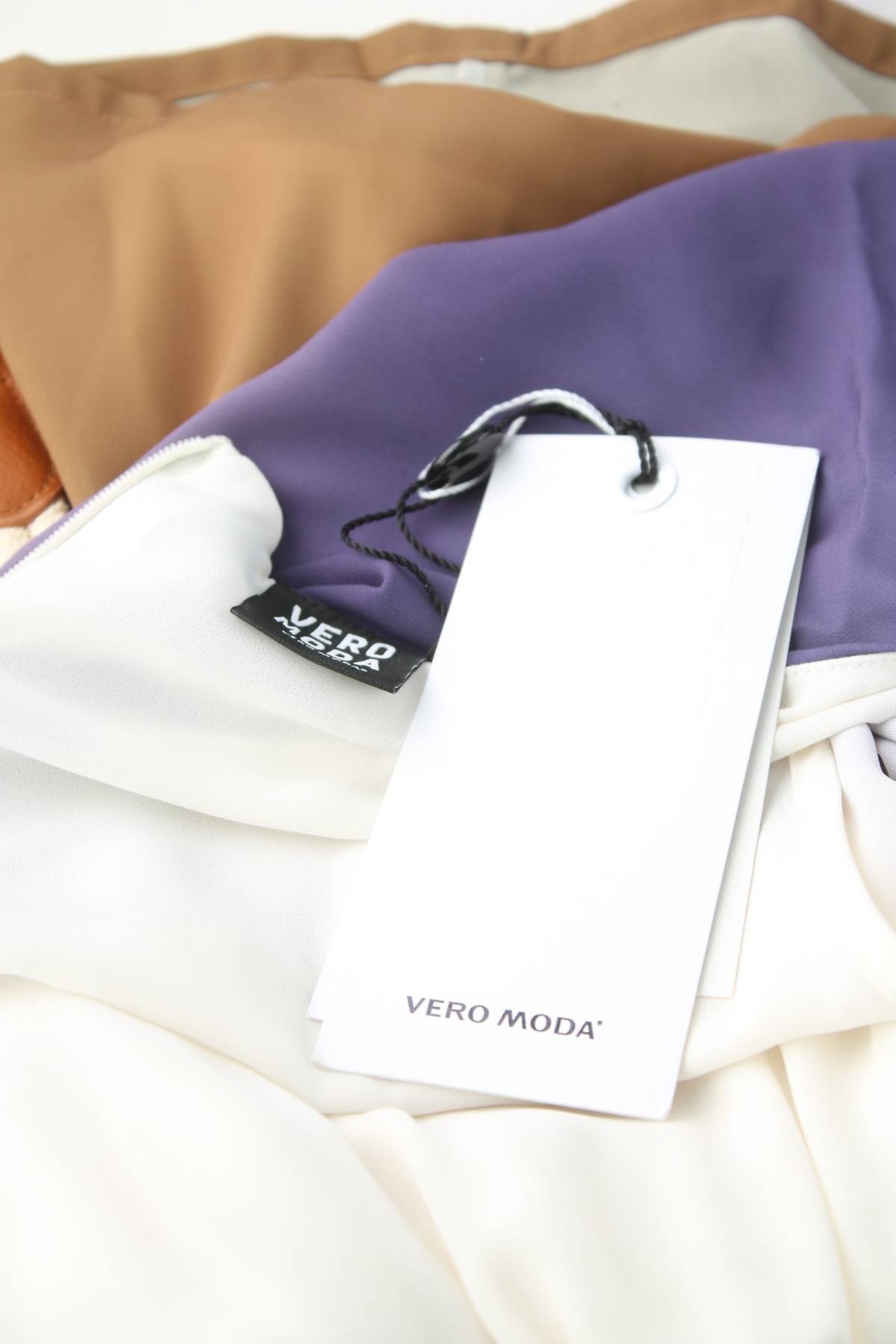 Γυναικεία σαλοπέτα Vero Moda3