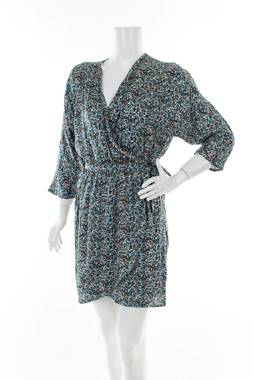 Φορέματα Etam1