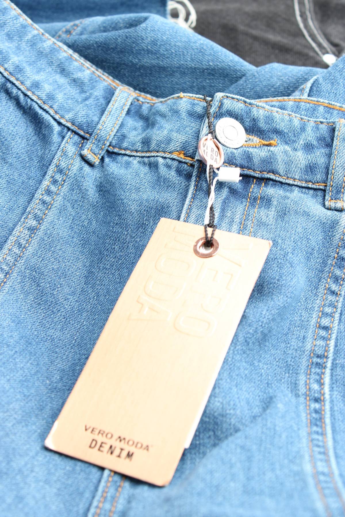 Дамски дънки Vero Moda3