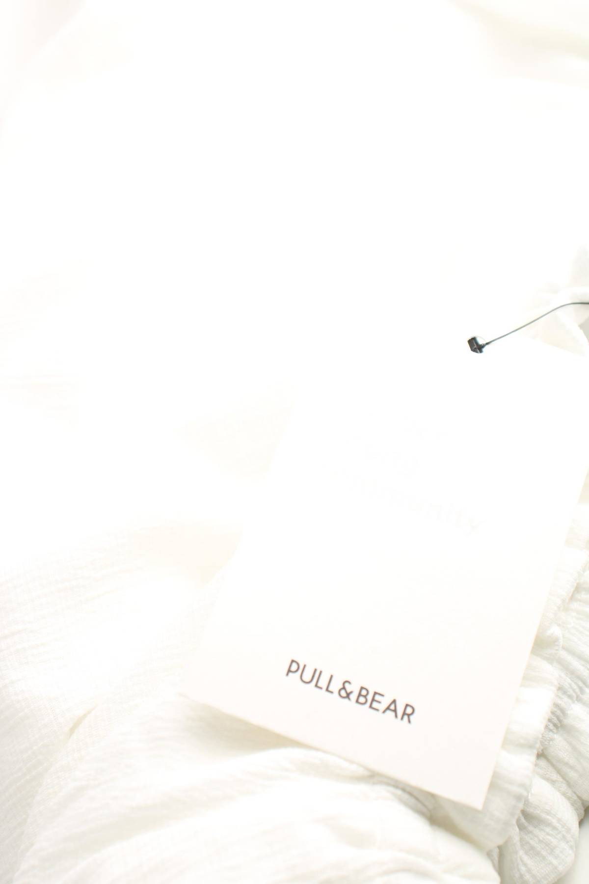 Γυναικεία μπλούζα Pull & Bear3