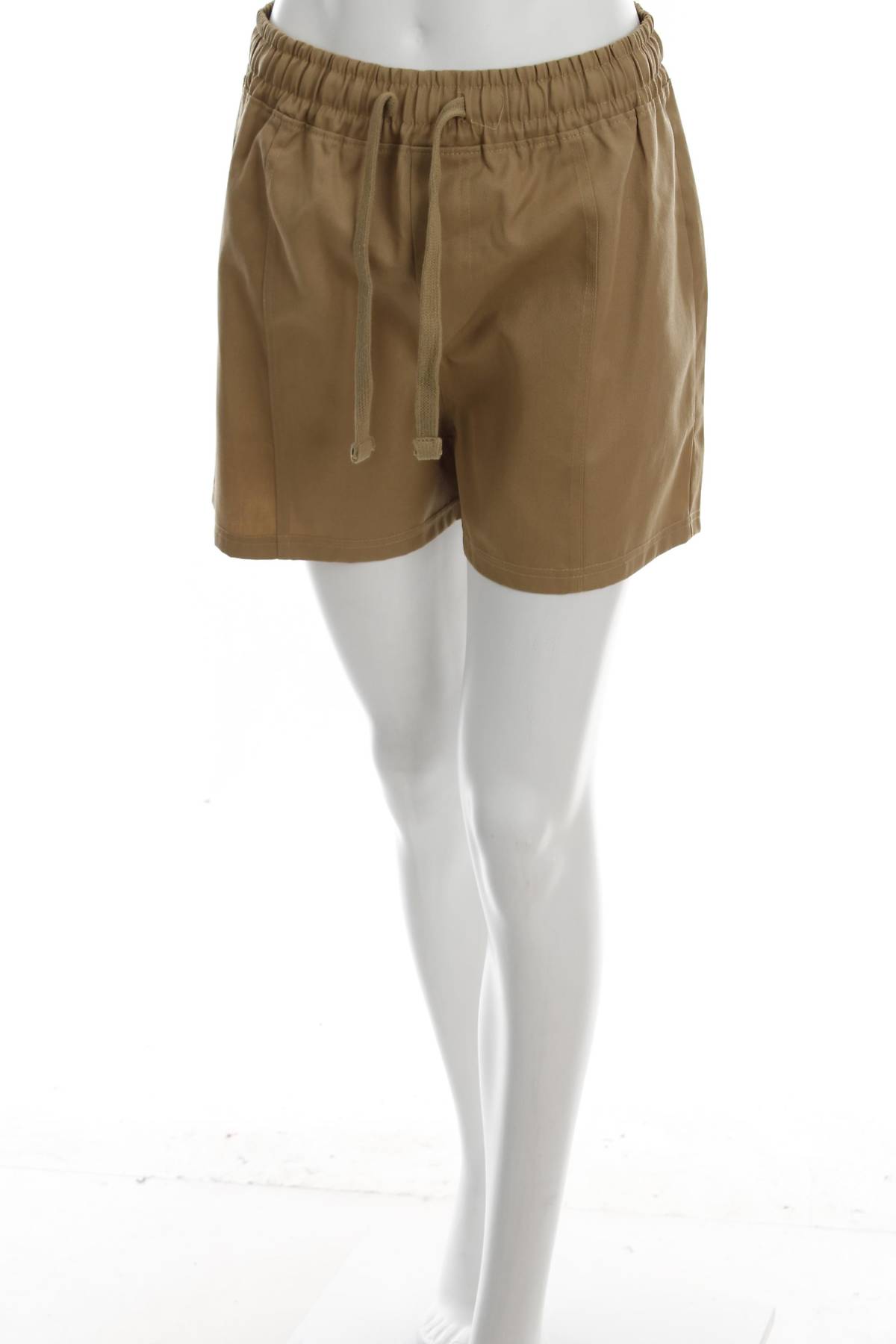 Дамски къс панталон Boohoo1