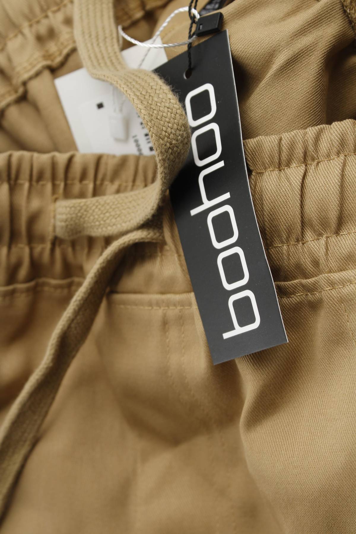 Дамски къс панталон Boohoo3