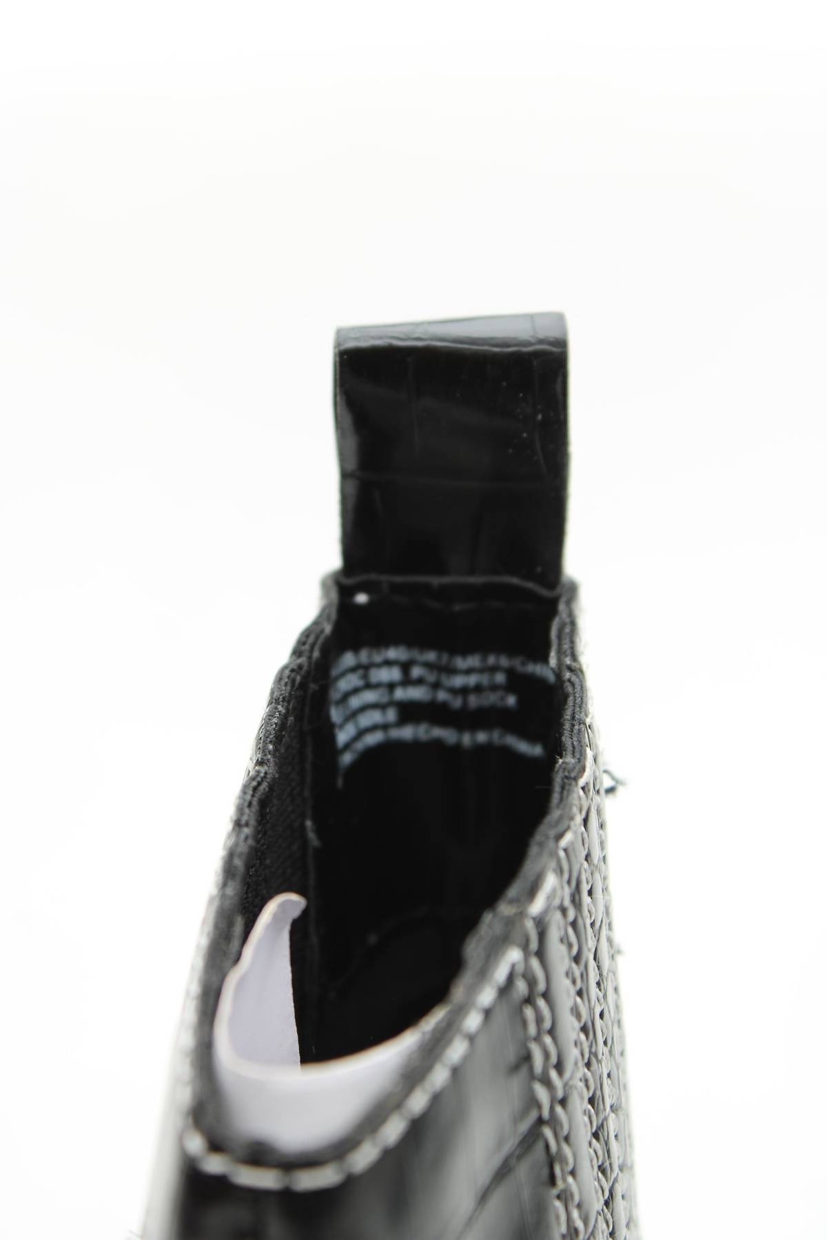 Γυναικεία μποτάκια Steve Madden5