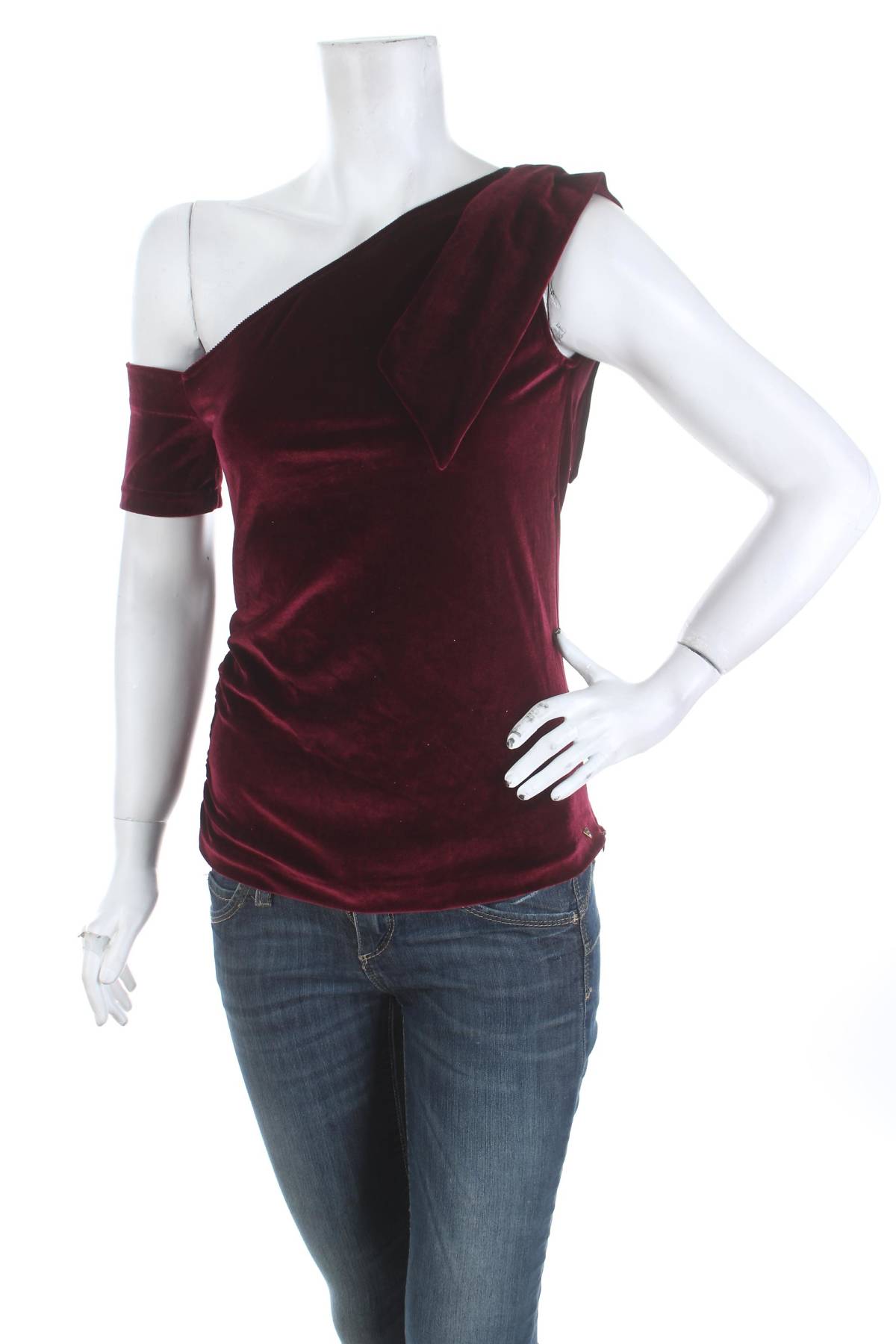 Дамска блуза Guess1 - Contour.bg Дамска блуза Guess1