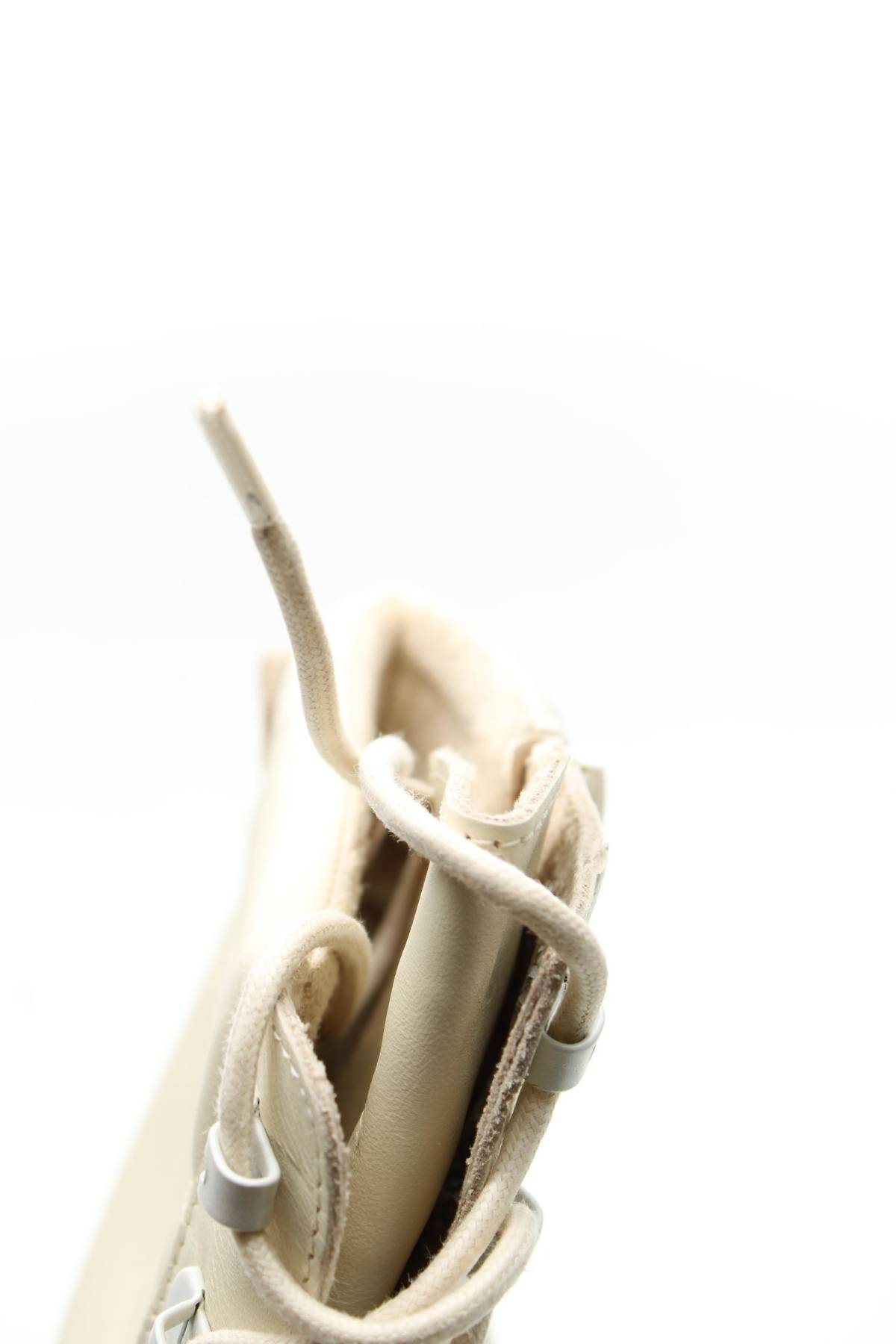 Дамски боти Steve Madden5