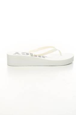 Πέδιλα Juicy Couture1 - Contourshop.gr Πέδιλα Juicy Couture1
