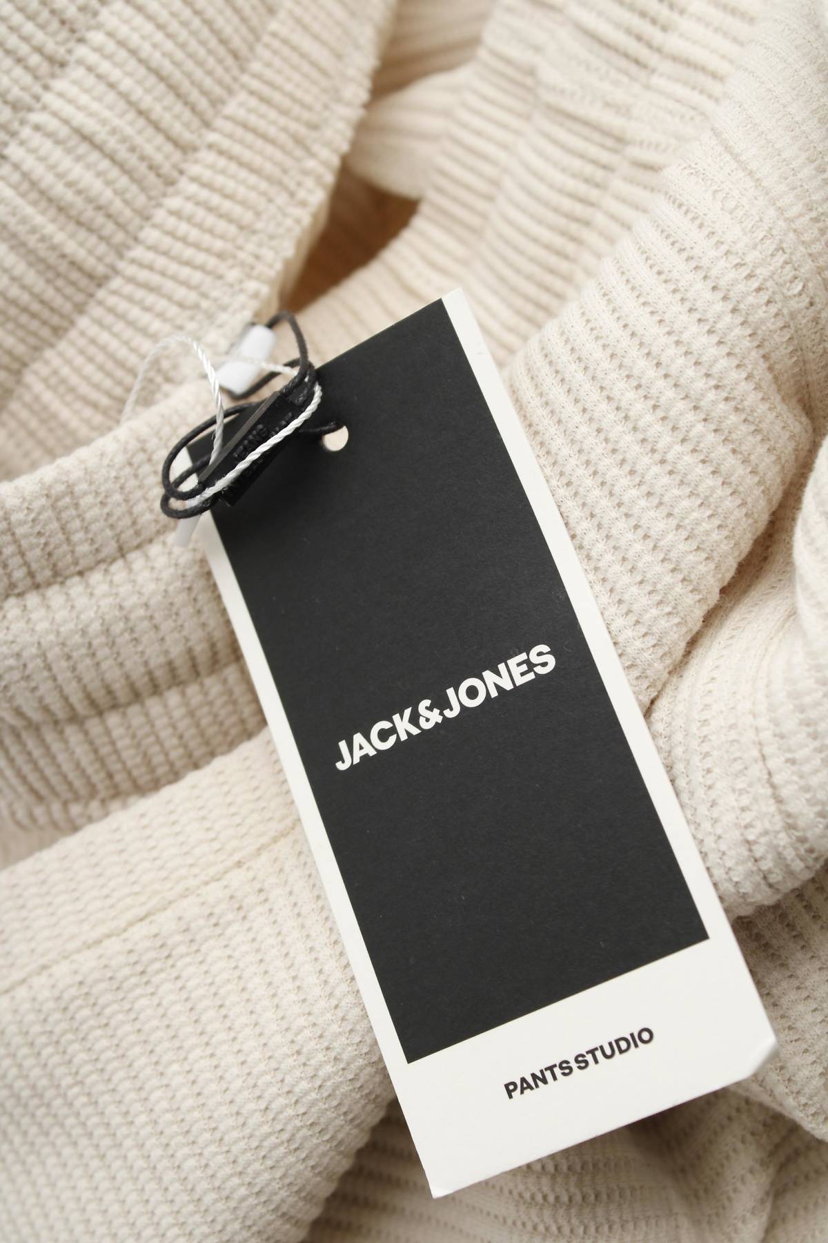 Мъжки панталон Jack & Jones3