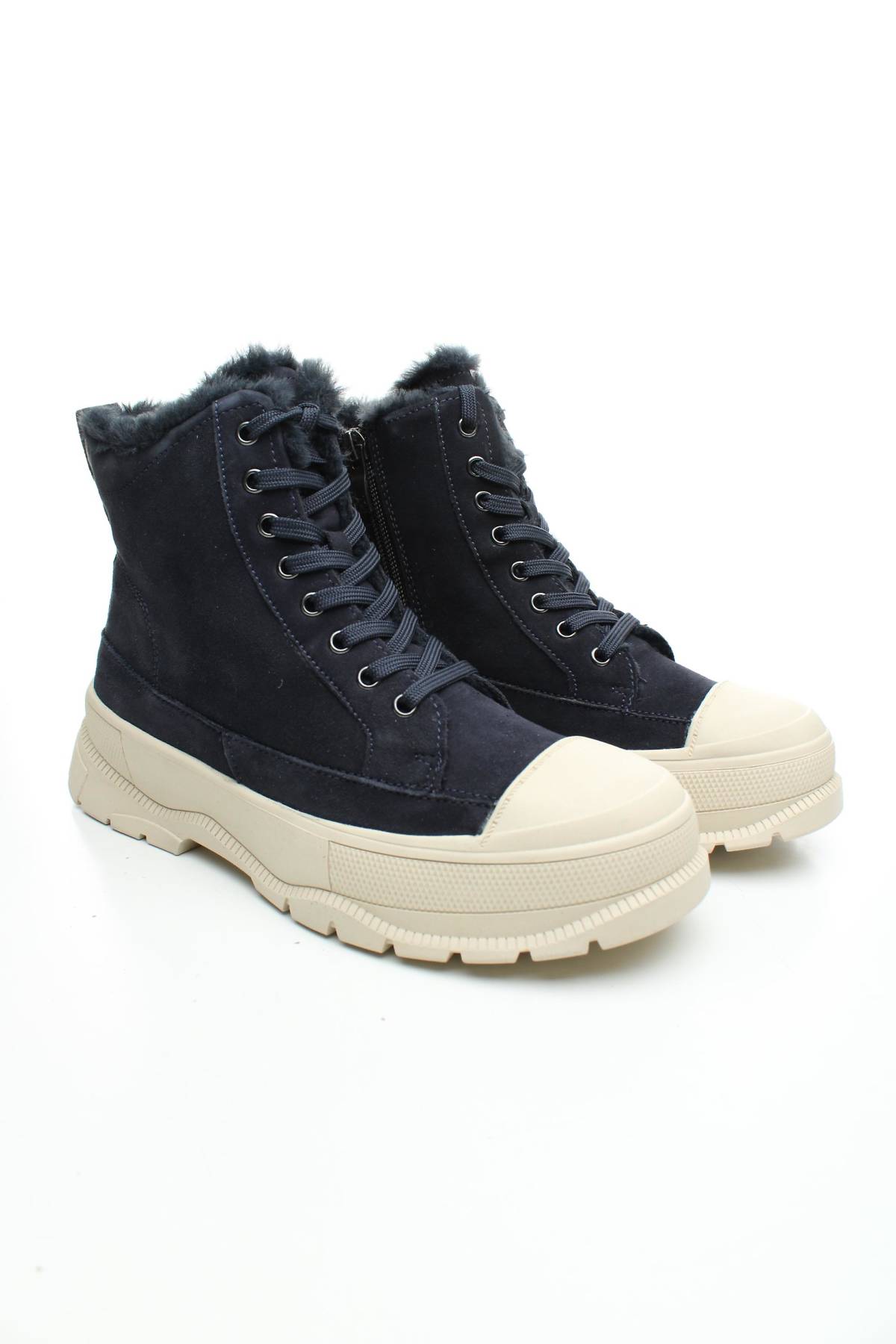 Дамски боти Caprice3