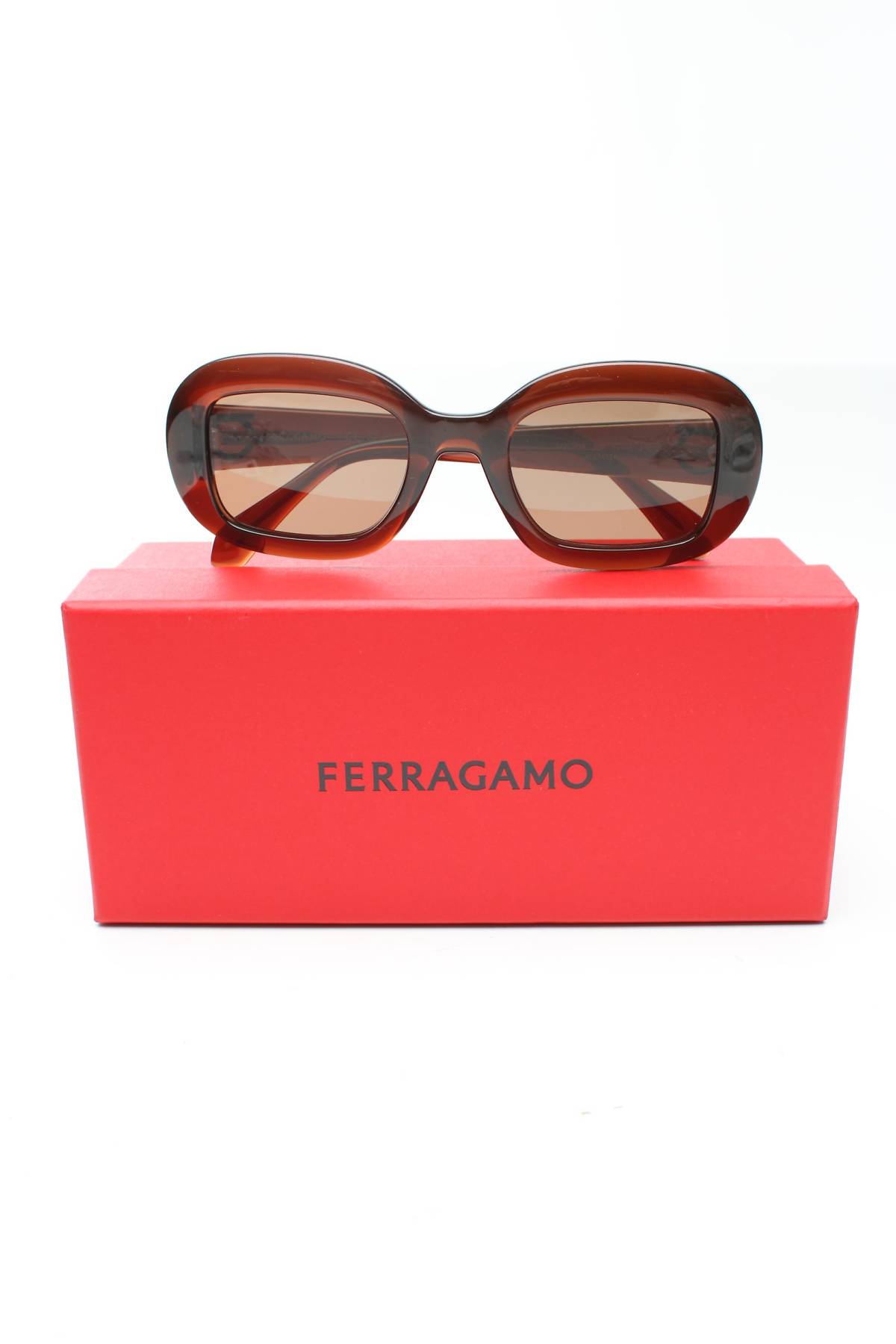 Слънчеви очила Salvatore Ferragamo4