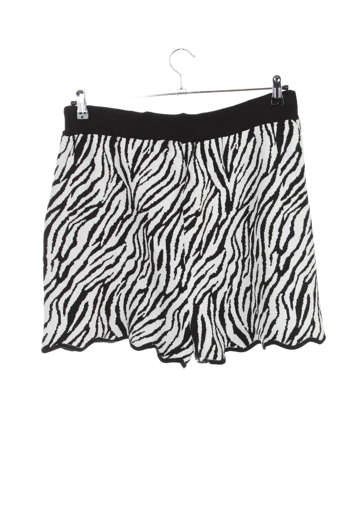 Γυναικείο σορτσάκι Lola Liza2