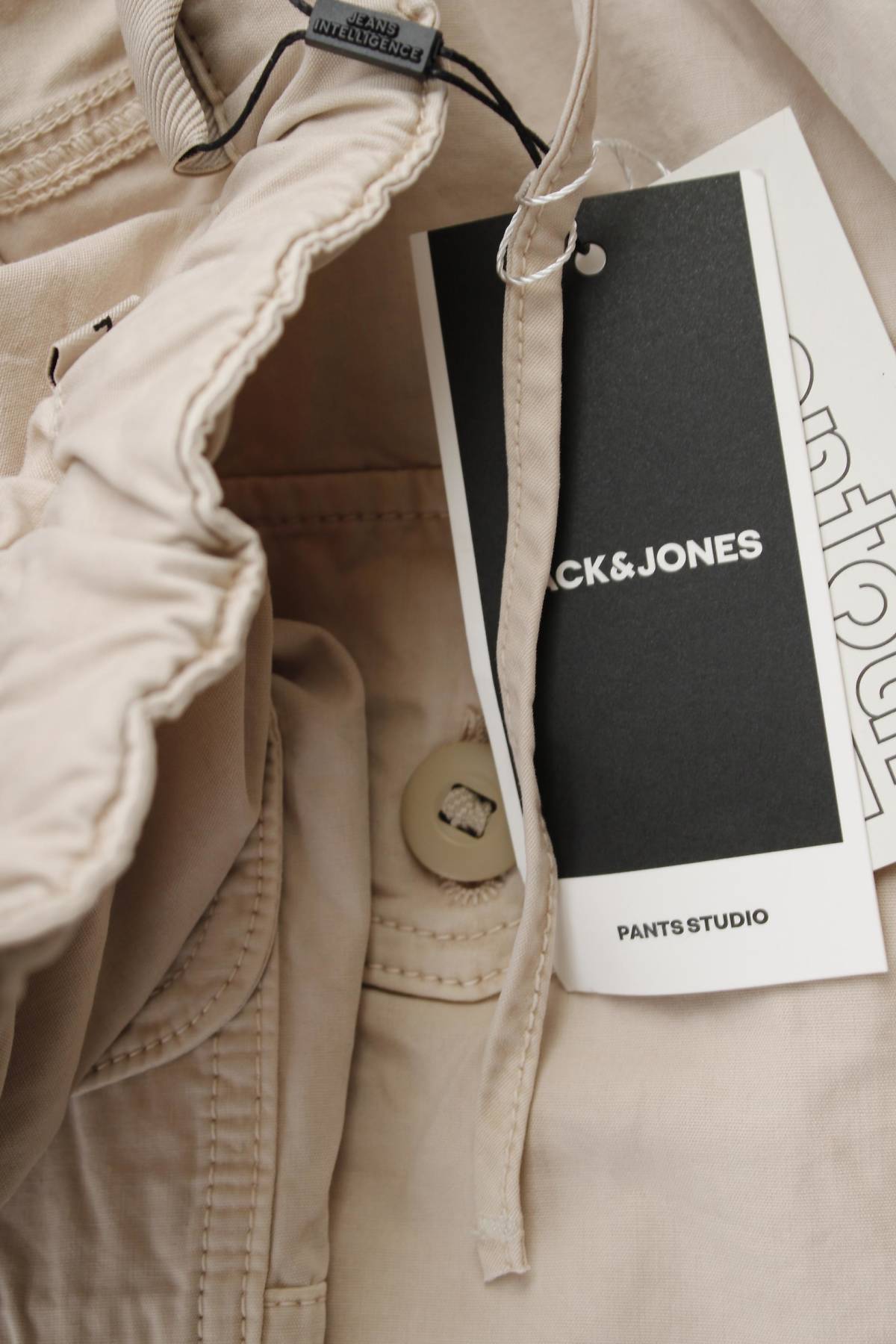 Ανδρικά παντελόνια Jack & Jones3