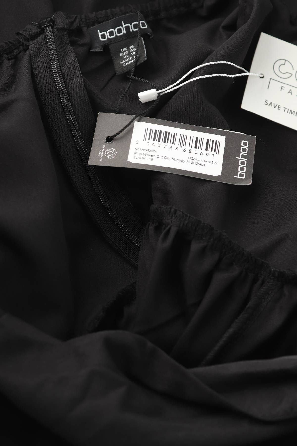 Рокля Boohoo3