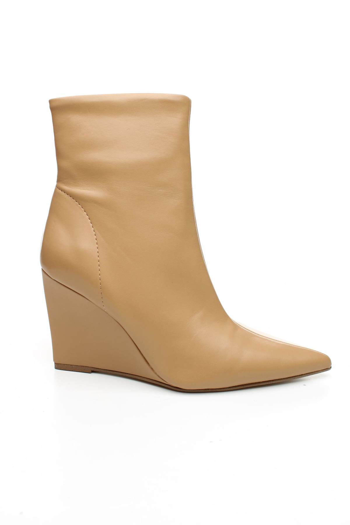 Γυναικεία μποτάκια Steve Madden1