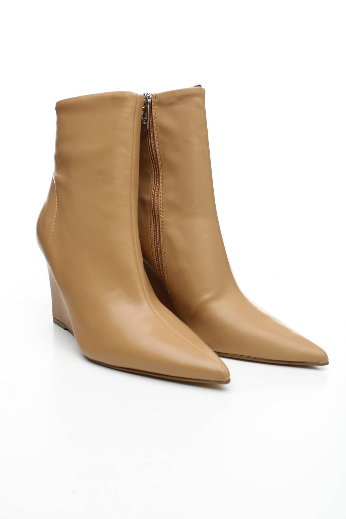 Γυναικεία μποτάκια Steve Madden3