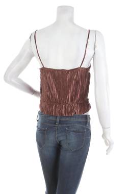 Γυναικείο αμάνικο Zara2