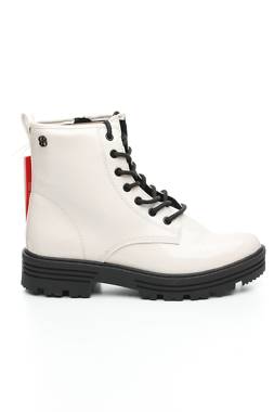 Дамски боти S.Oliver1