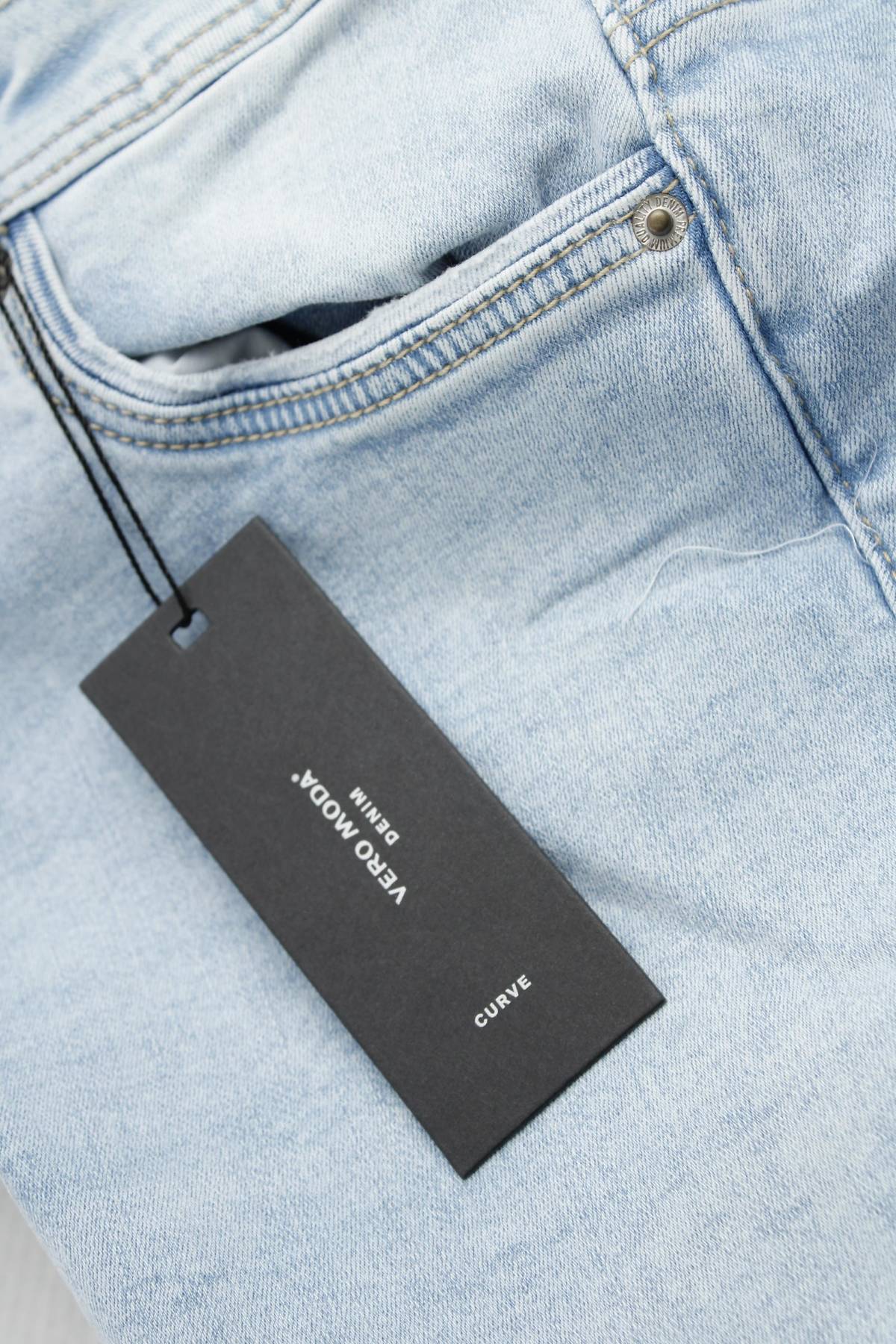 Γυναικεία τζιν Vero Moda3