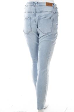 Γυναικεία τζιν Vero Moda2 - Contourshop.gr Γυναικεία τζιν Vero Moda2