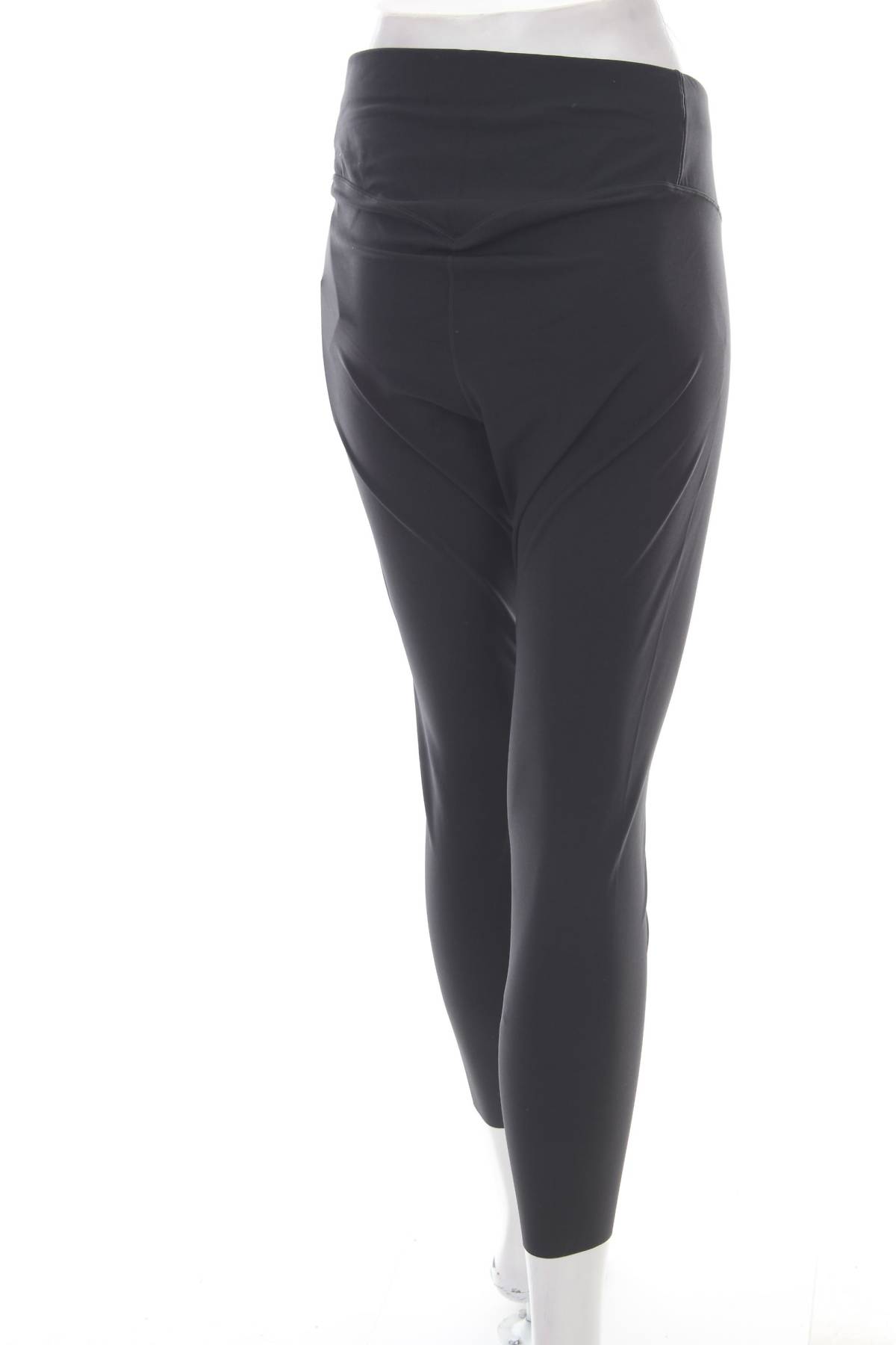 Дамски спортен клин Nike2 - Contour.bg Дамски спортен клин Nike2