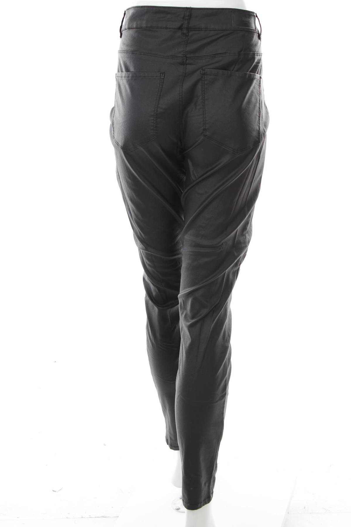 Дамски панталон Vero Moda2 - Contour.bg Дамски панталон Vero Moda2